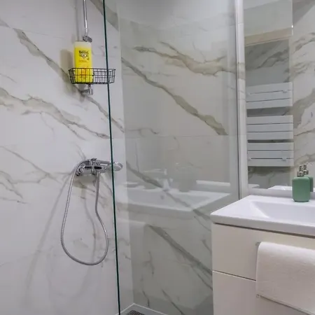 Your New And Modern * Bukarest